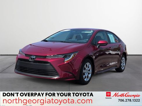Used 2023 Toyota Corolla LE FWD image 1