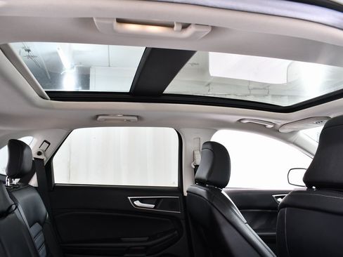 Used 2023 Ford Edge SEL w/ Convenience Package image 18