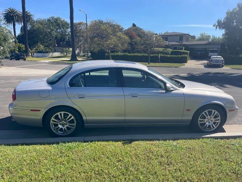 Used 2005 Jaguar S-TYPE 3.0 image 10