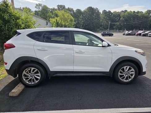 Used 2017 Hyundai Tucson SE FWD image 4