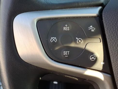 Used 2022 GMC Terrain SLT image 20