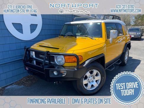 Used 2007 Toyota FJ Cruiser 4WD image 1