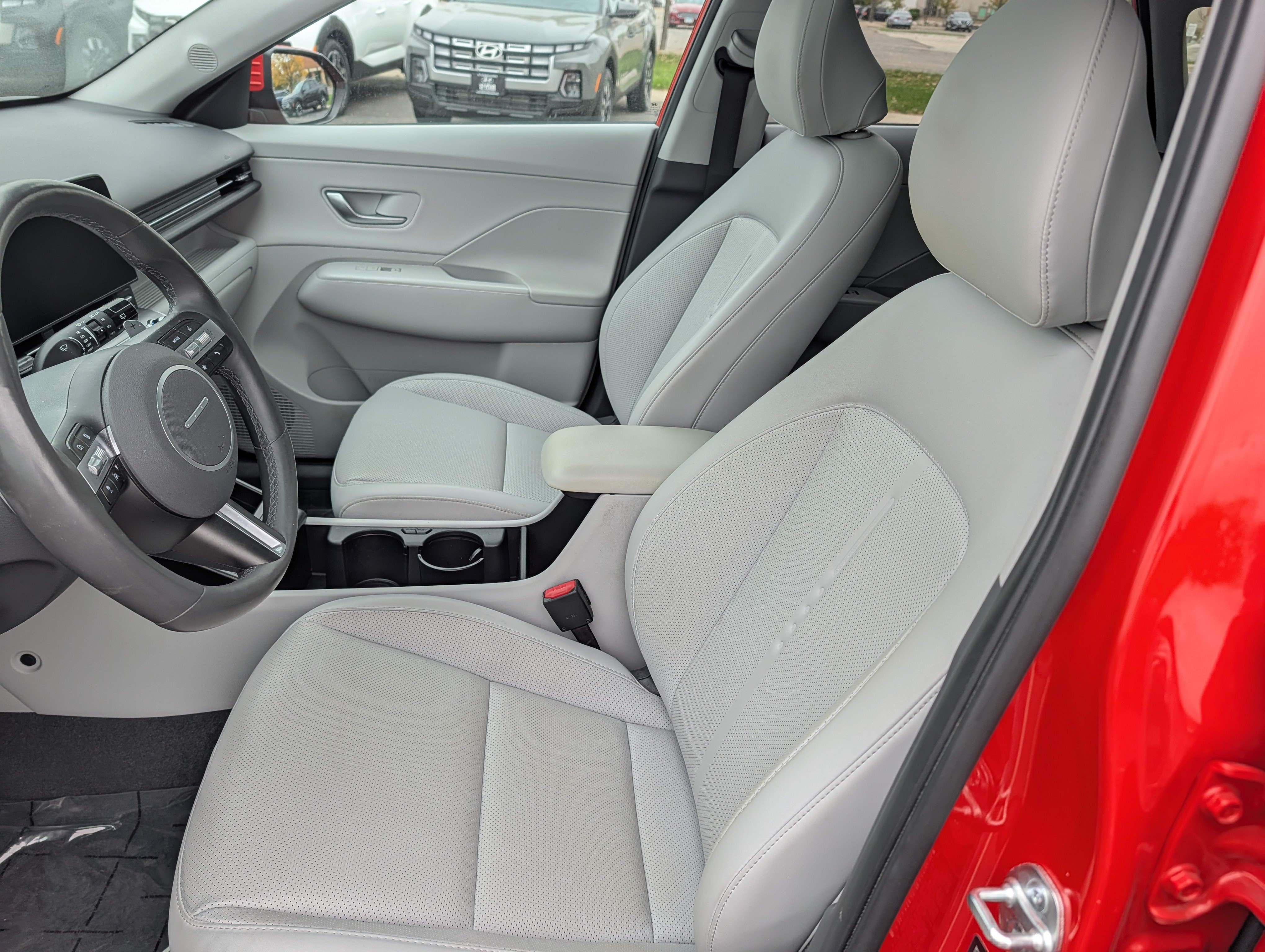 Used 2025 Hyundai Kona Limited AWD/4WD image 10