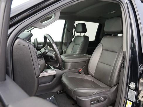 Used 2021 Chevrolet Silverado 3500 LTZ w/ LTZ Plus Package image 12