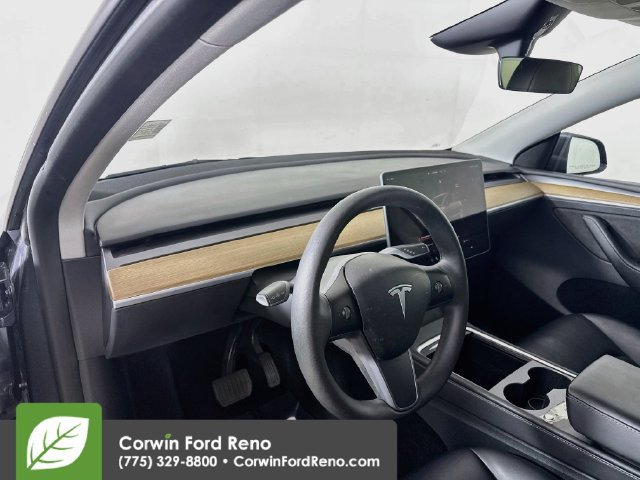 Used 2023 Tesla Model Y AWD image 10