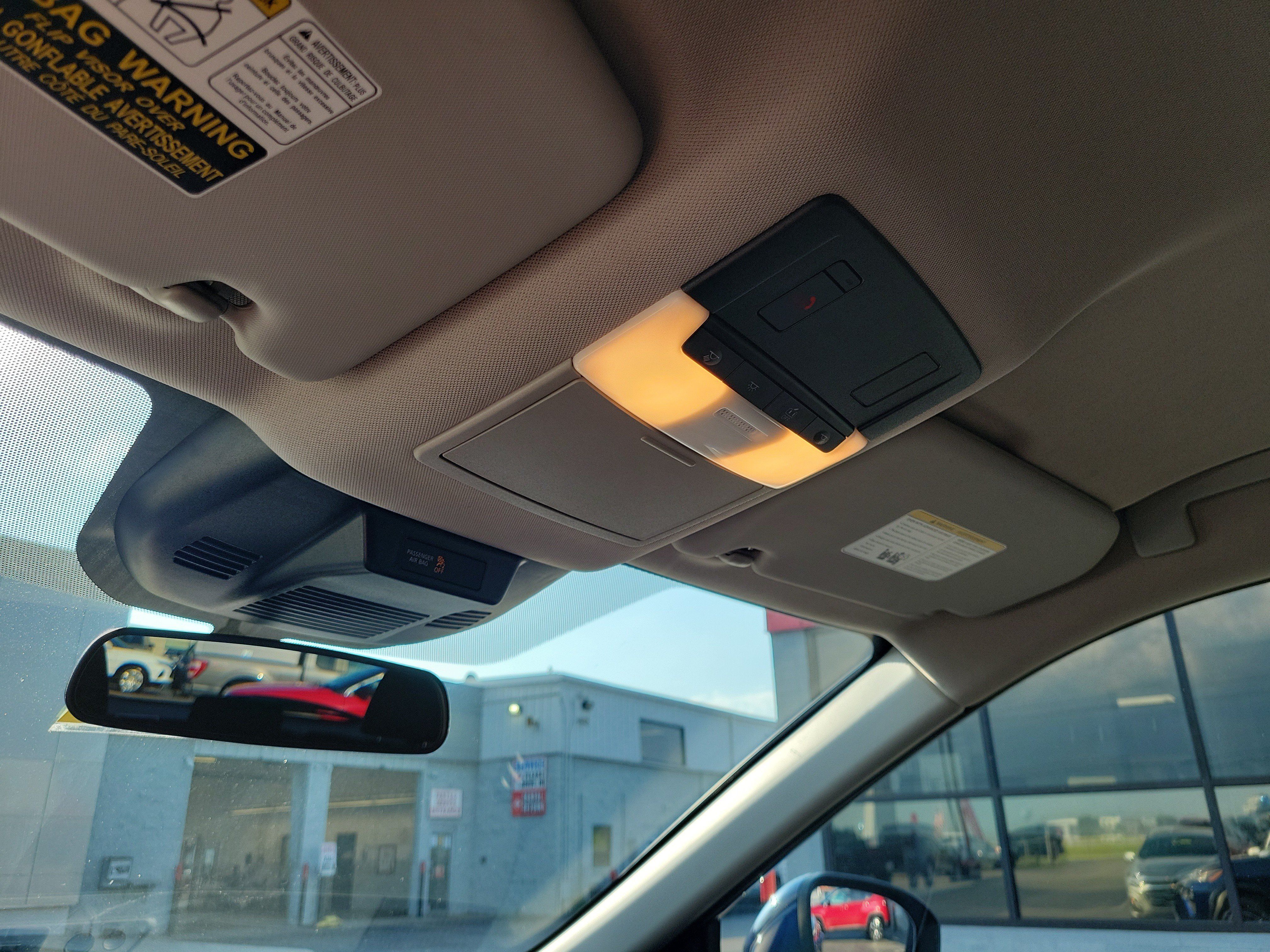 Used 2025 Nissan Rogue SV FWD image 30