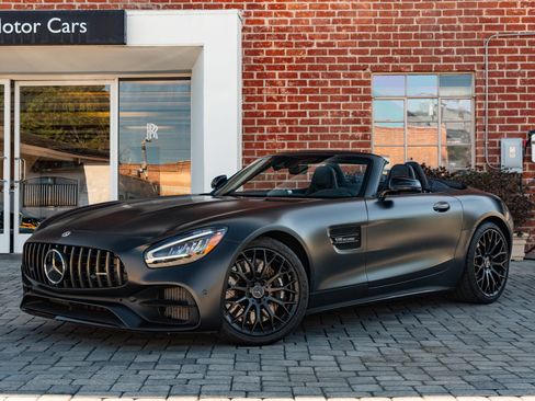 Used 2021 Mercedes-Benz AMG GT Roadster w/ AMG Stealth Edition image 3