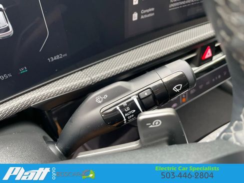 Used 2025 Kia EV6 Wind image 31