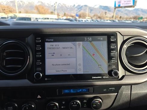 Used 2023 Toyota Tacoma TRD Off-Road w/ Technology Package image 12