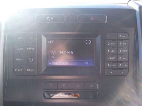 Used 2015 Ford F150 XLT w/ Equipment Group 301A Mid image 15