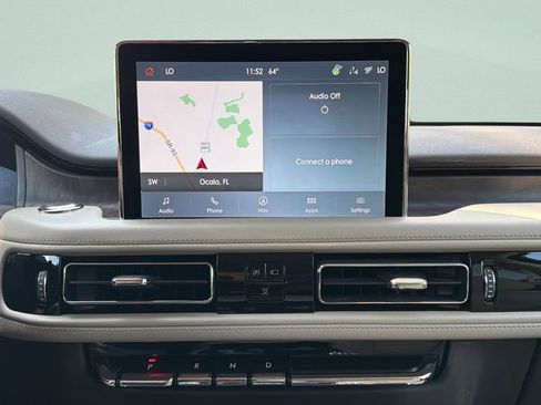 Used 2023 Lincoln Aviator Reserve w/ Equipment Group 201A image 13