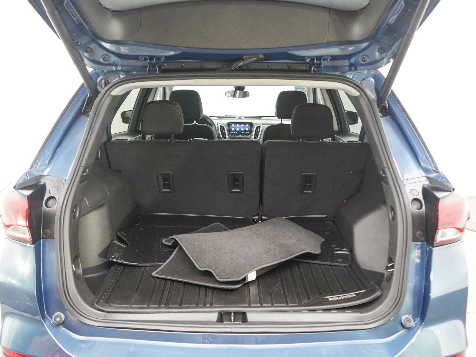 Used 2024 Chevrolet Equinox LT AWD/4WD image 16