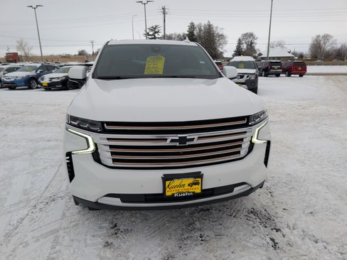 Used 2021 Chevrolet Tahoe High Country w/ Premium Package image 3