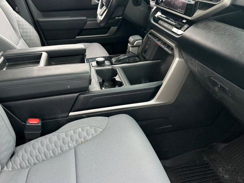 Used 2022 Toyota Tundra SR5 image 17