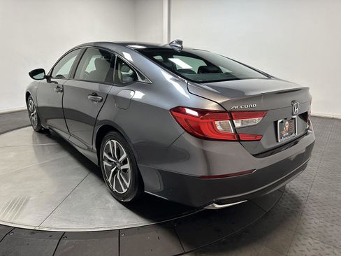 Used 2021 Honda Accord Base image 3