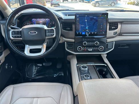 Used 2024 Ford Expedition Max Limited image 17