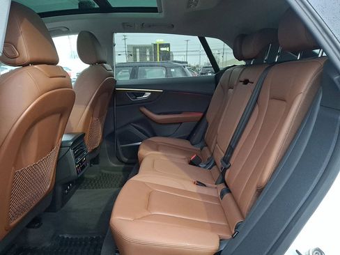 Used 2022 Audi Q8 Premium Plus w/ Premium Plus Package image 20