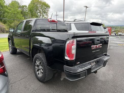 Used 2021 GMC Canyon AT4 w/ Driver Alert Package AWD/4WD image 5