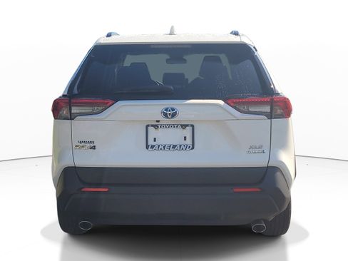 Certified 2024 Toyota RAV4 XLE w/ Convenience Package AWD/4WD image 6