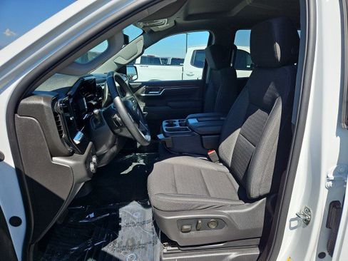Used 2026 Chevrolet Silverado 1500 LT RWD image 18