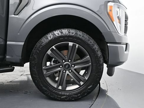 Used 2022 Ford F150 XLT w/ Equipment Group 302A High AWD/4WD image 6