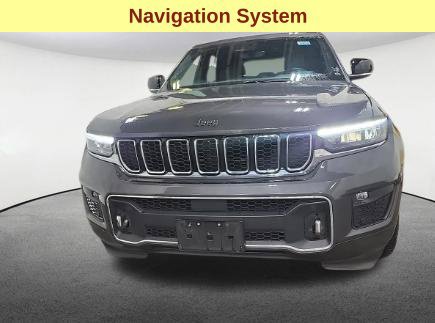 Used 2023 Jeep Grand Cherokee Overland AWD/4WD image 4