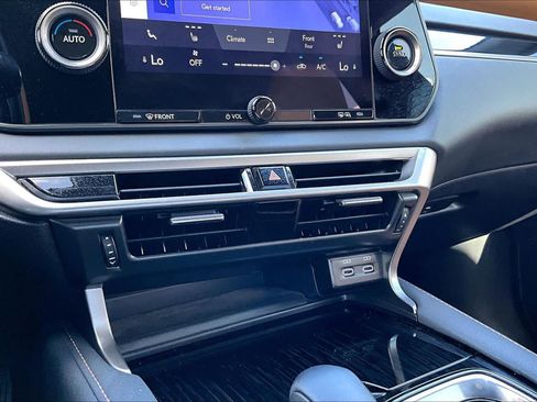 Used 2025 Lexus RX 350 FWD w/ Technology Package image 34