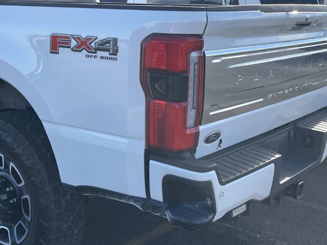 Used 2024 Ford F250 Platinum AWD/4WD image 11