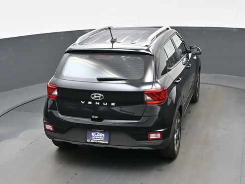 Certified 2025 Hyundai Venue SEL image 37
