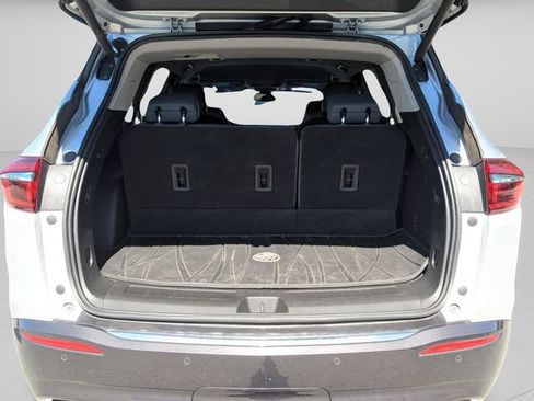 Used 2020 Buick Enclave Premium w/ Trailering Package, 5000 lbs. AWD/4WD image 32