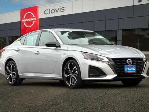 Used 2023 Nissan Altima 2.5 SR image 10