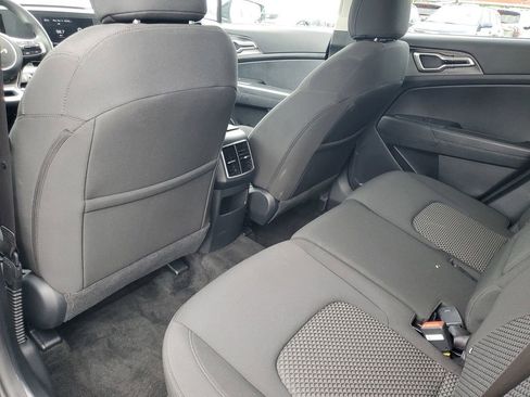 Used 2024 Kia Sportage LX image 22