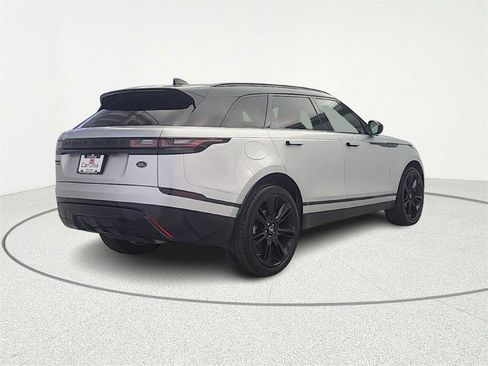 Used 2019 Land Rover Range Rover Velar R-Dynamic SE image 7