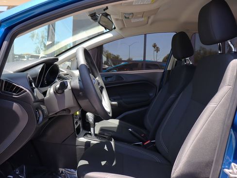 Used 2019 Ford Fiesta SE FWD image 38