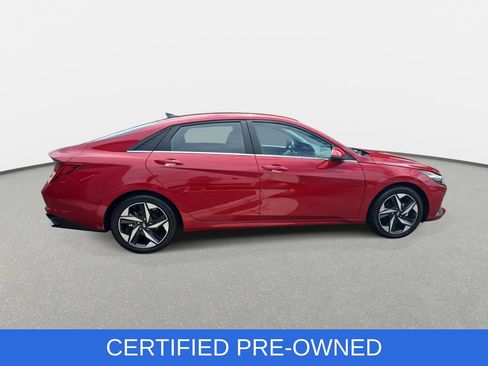 Used 2022 Hyundai Elantra Limited FWD image 4