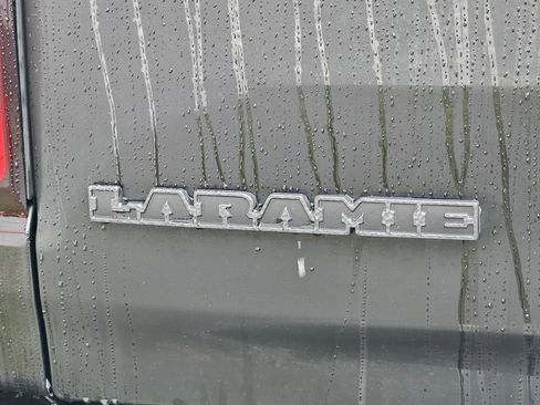 Used 2019 RAM 1500 Laramie AWD/4WD image 30