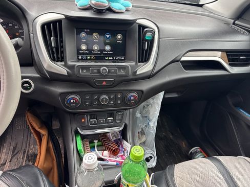 Used 2019 GMC Terrain SLE w/ Driver Convenience Package image 12