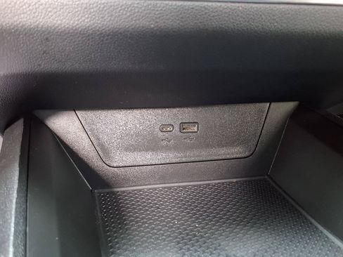 Used 2025 Chevrolet Equinox RS FWD image 7