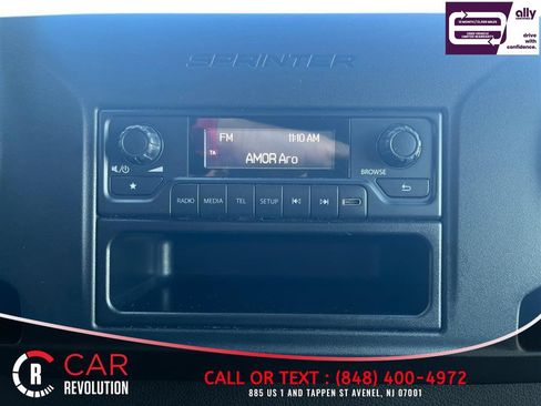 Used 2025 Mercedes-Benz Sprinter 2500 image 18