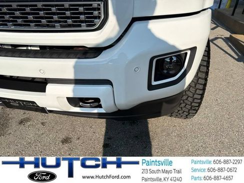 Used 2019 GMC Sierra 2500 Denali w/ Duramax Plus Package AWD/4WD image 21