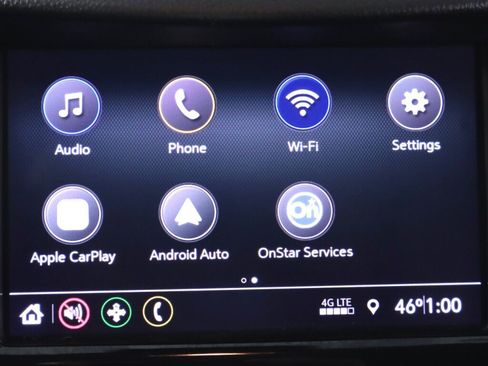 Used 2021 Chevrolet Trax LT w/ LT Convenience Package image 18