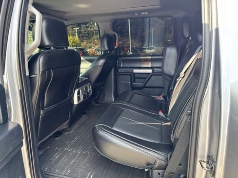 Used 2020 Ford F150 Lariat w/ Equipment Group 502A Luxury AWD/4WD image 17