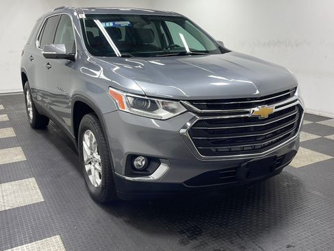 Used 2018 Chevrolet Traverse LT FWD image 20