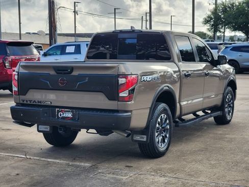 Used 2024 Nissan Titan PRO-4X w/ Pro-4x Convenience Package AWD/4WD image 7