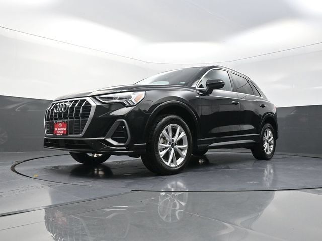Used 2025 Audi Q3 2.0T Premium AWD/4WD image 33
