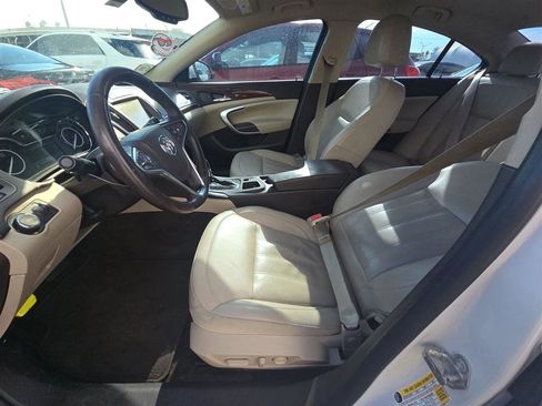 Used 2017 Buick Regal Sport Touring image 13