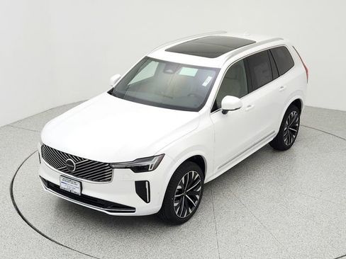 New 2026 Volvo XC90 B6 Plus w/ Protection Package Premier image 13