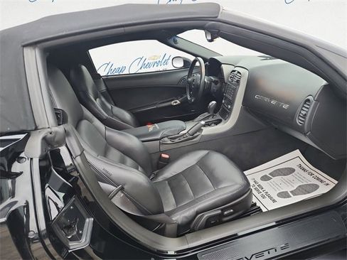 Used 2007 Chevrolet Corvette Base w/ Preferred Equipment Group image 12