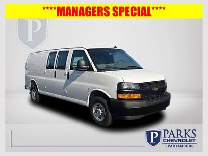 New 2025 Chevrolet Express 2500 Extended w/ Enhanced Convenience Package
