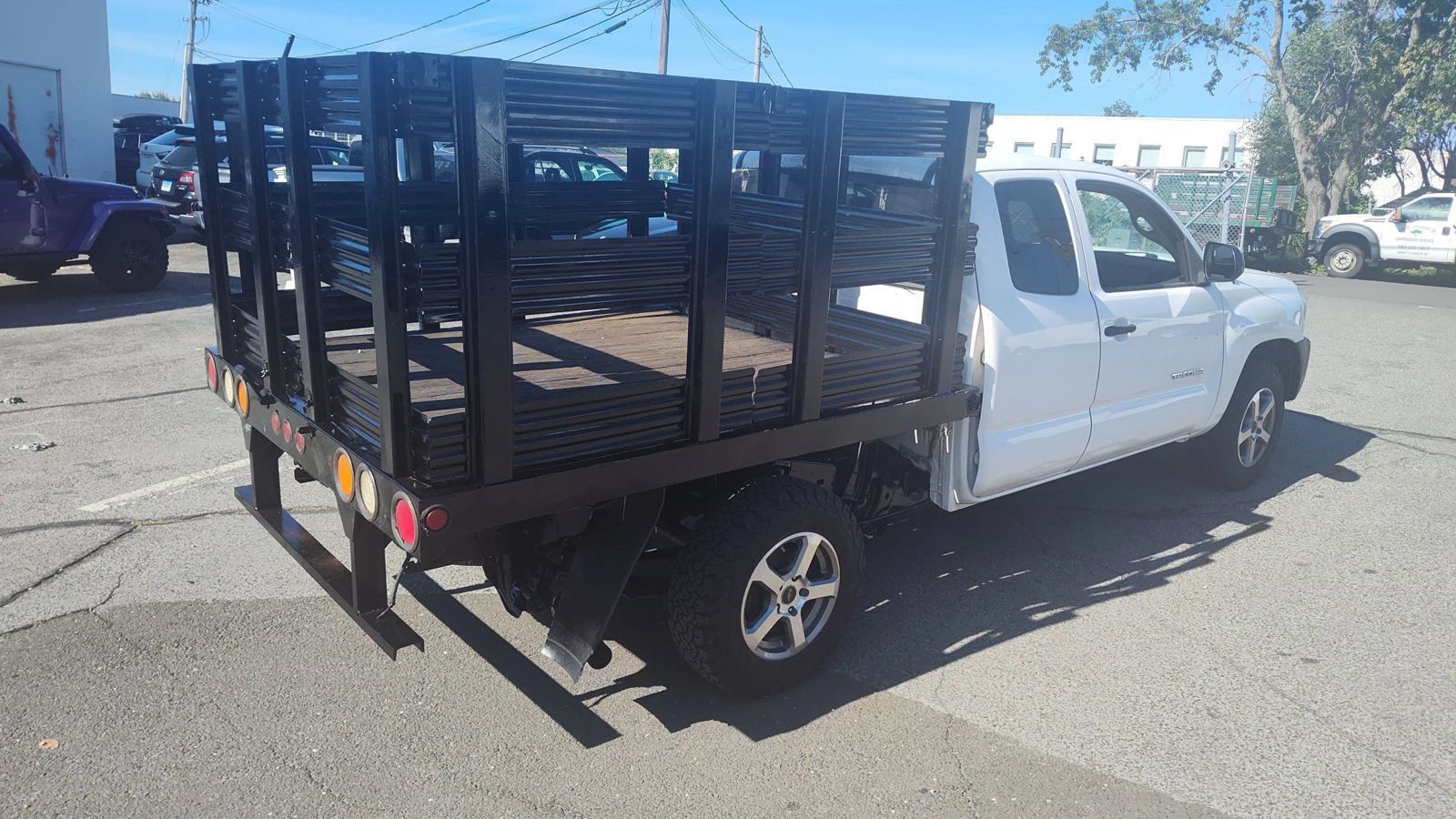 Used 2012 Toyota Tacoma 2WD Access Cab w/ Convenience Pkg image 4